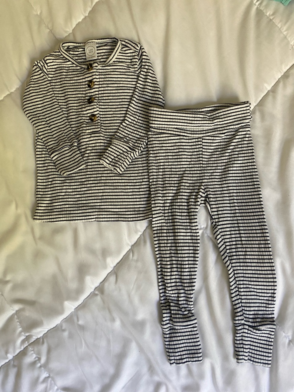 Top and bottom ribbed